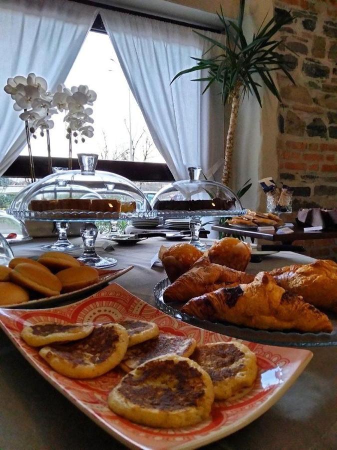 Il Vecchio Borgo Relais Hotel Como Buitenkant foto