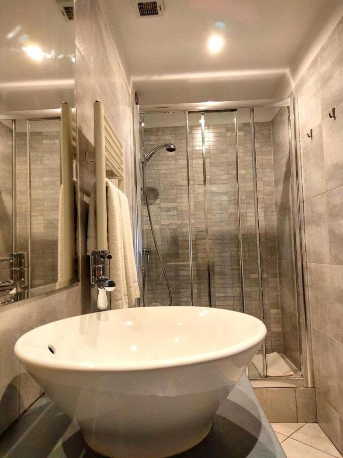 Il Vecchio Borgo Relais Hotel Como Buitenkant foto