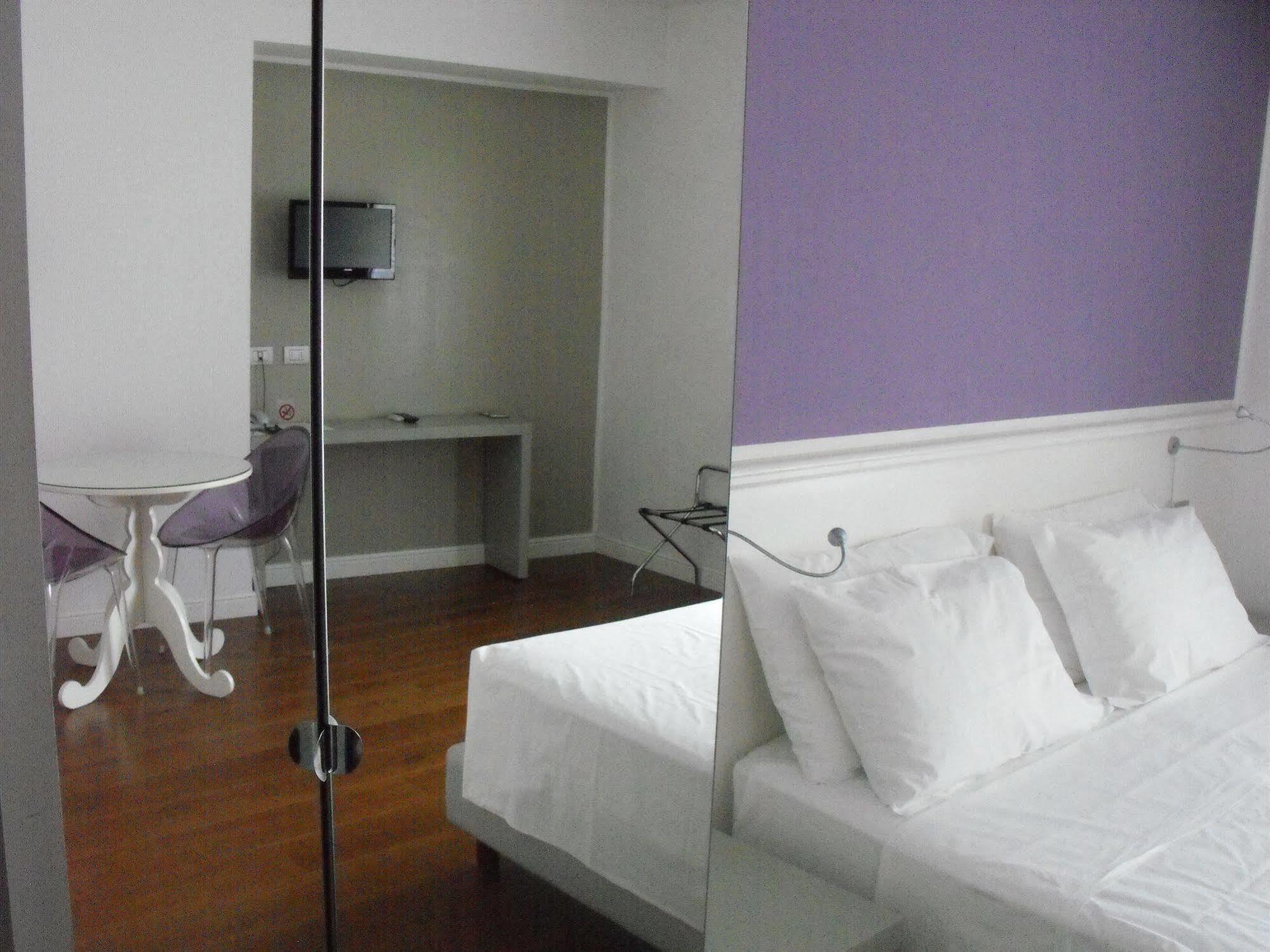 Il Vecchio Borgo Relais Hotel Como Buitenkant foto